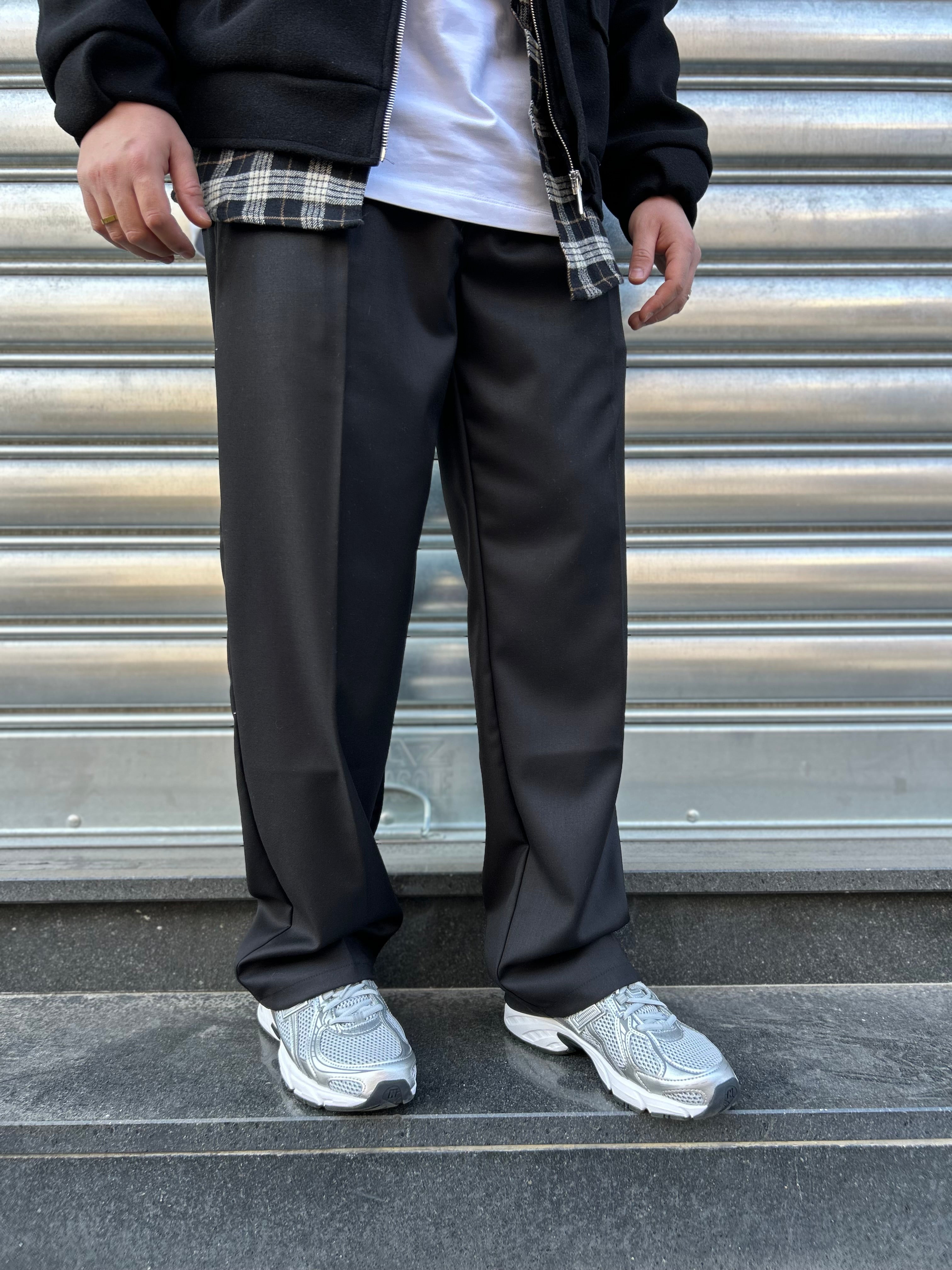 Pantalone Fondo Ampio Nero “ARCHIIVE”