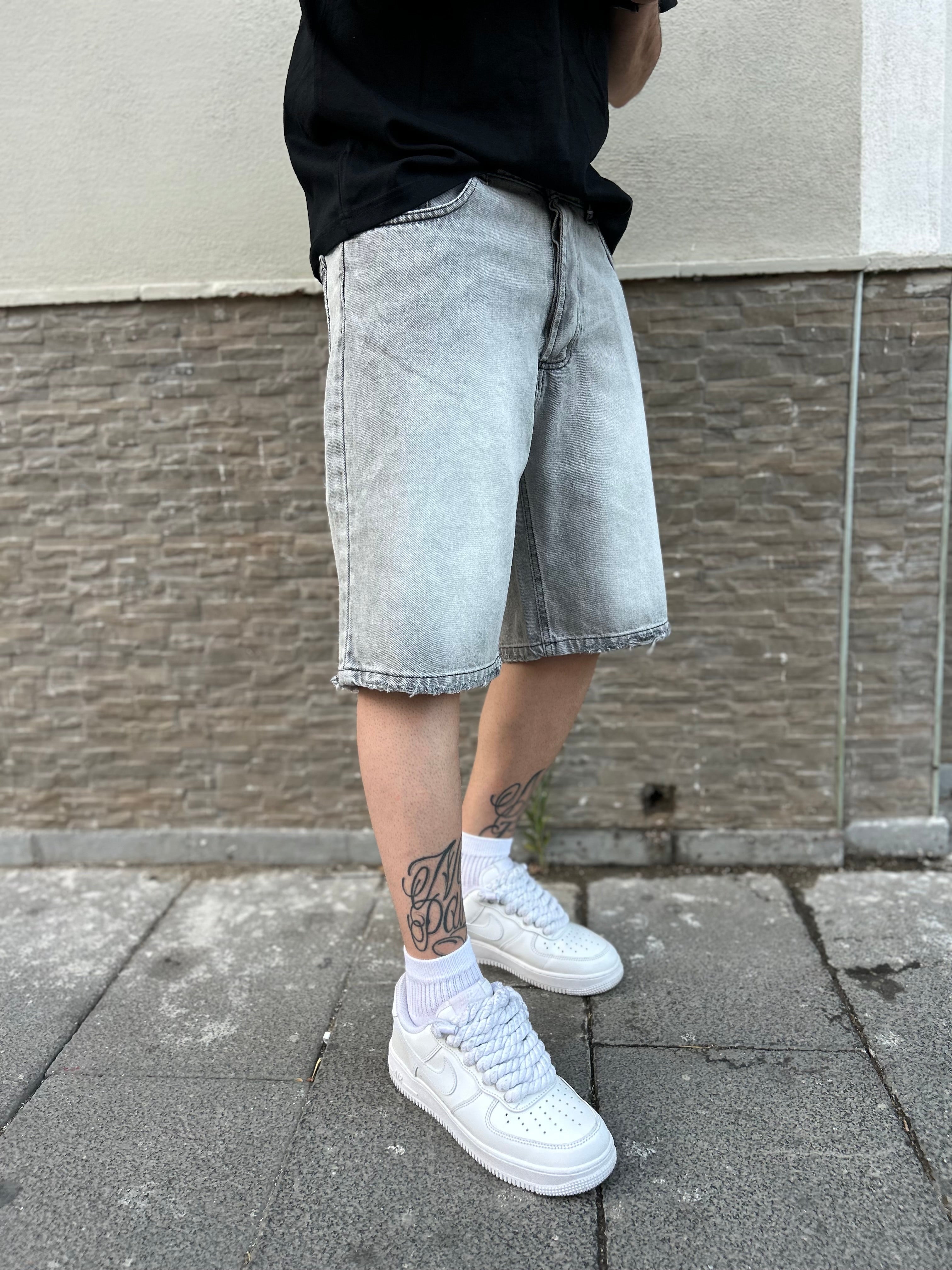 BERMUDA JEANS GREY